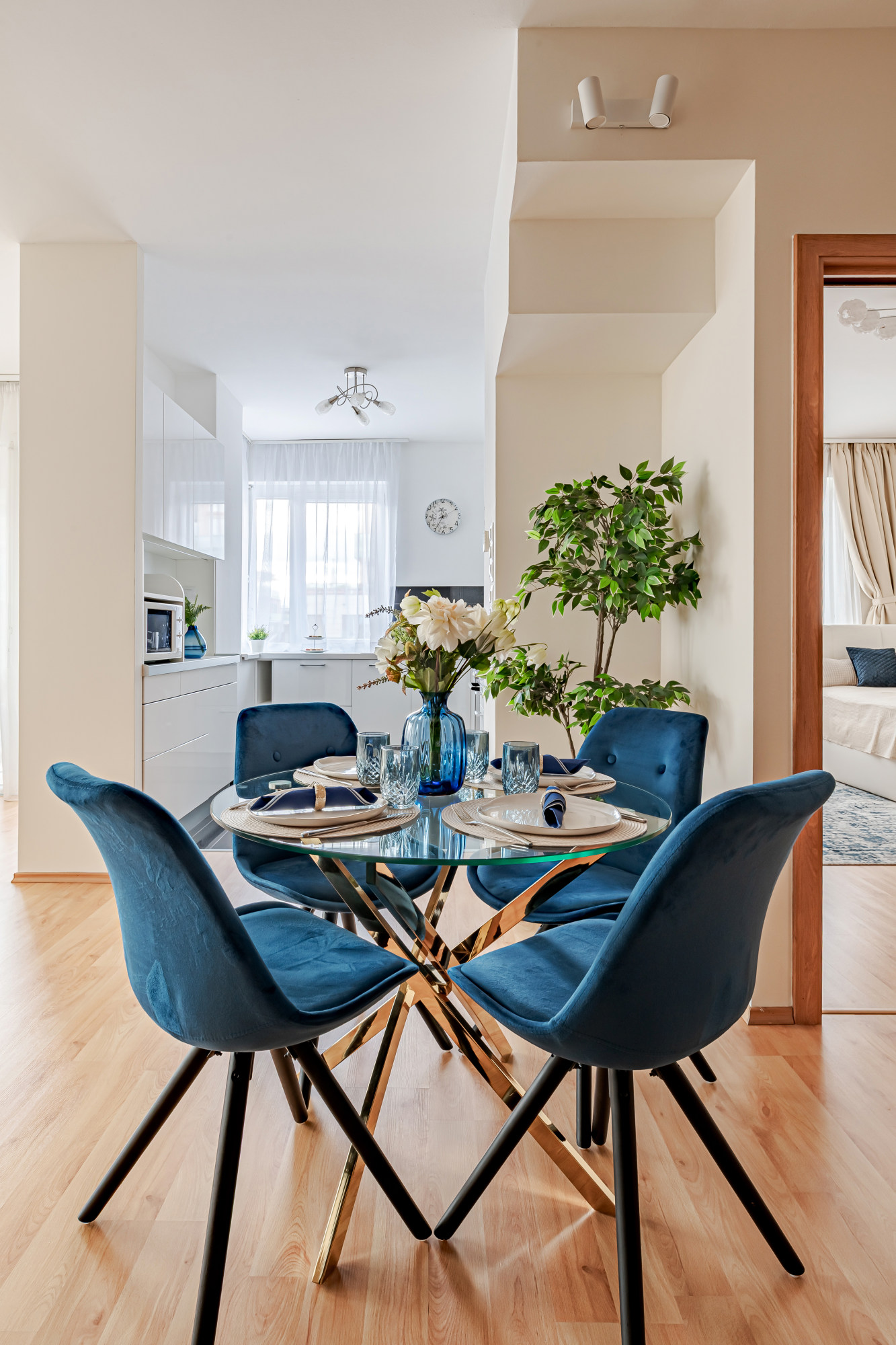 Ingatlan felkészítés eladás előtt home staging pénzteremtő lakásfelújítás befekteteés st-property lakás otthon eladó kiadó ingatlan ingatlan közvetítő ingatlanos ingatlan fejlesztő